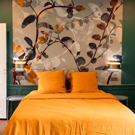 Bed & Breakfast Manoir Des Carreaux D'hotes 3*