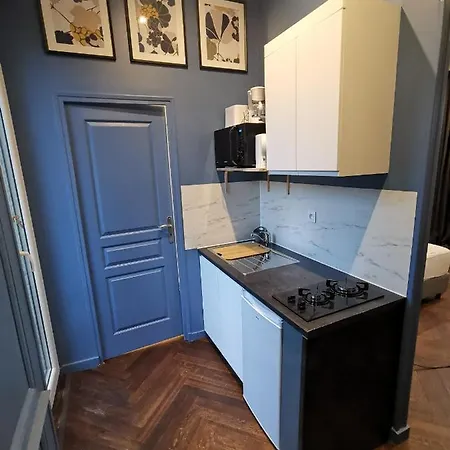 Manoir Des Carreaux D'hotes 3*